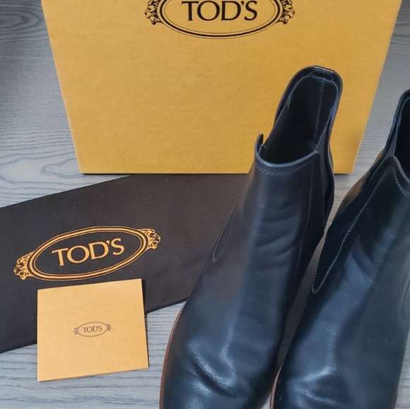 100% Authentic Tod's Curio Tex booties Sz 37 - Picture 3 of 9